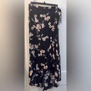 American Eagle Outfitters Black Floral Hi-Lo Maxi Skirt